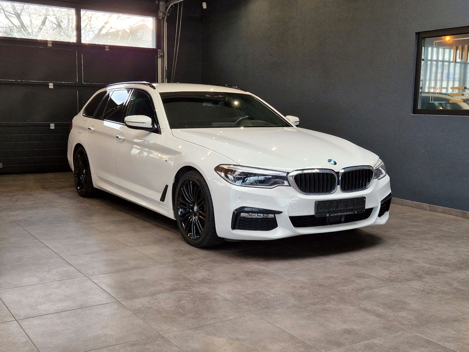 BMW 540 Used vehicle for sale