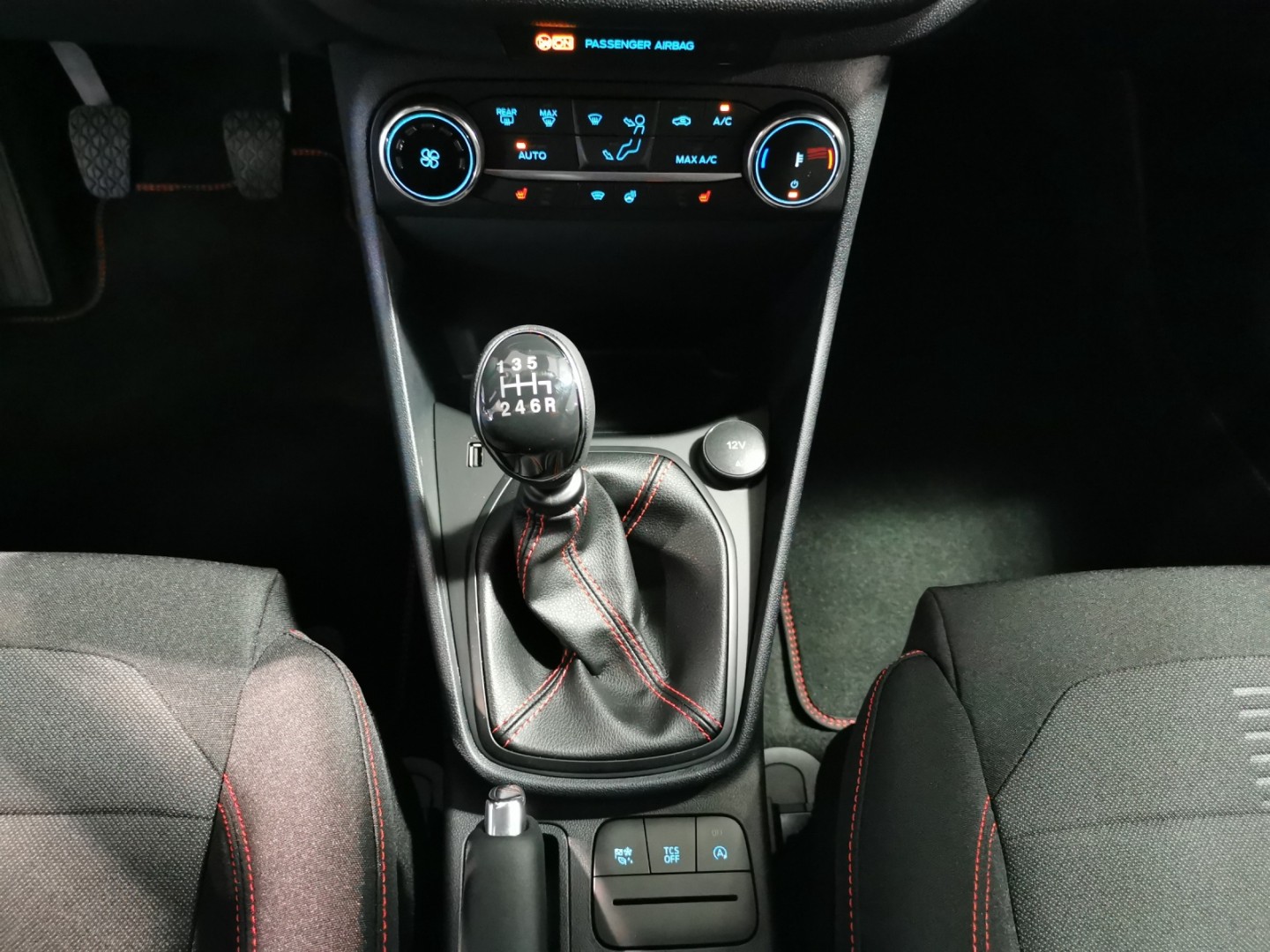 Daumennagel 13 - Ford Fiesta ST-Line 1.0 EB Hybrid Klimaautomatik/Winterpaket