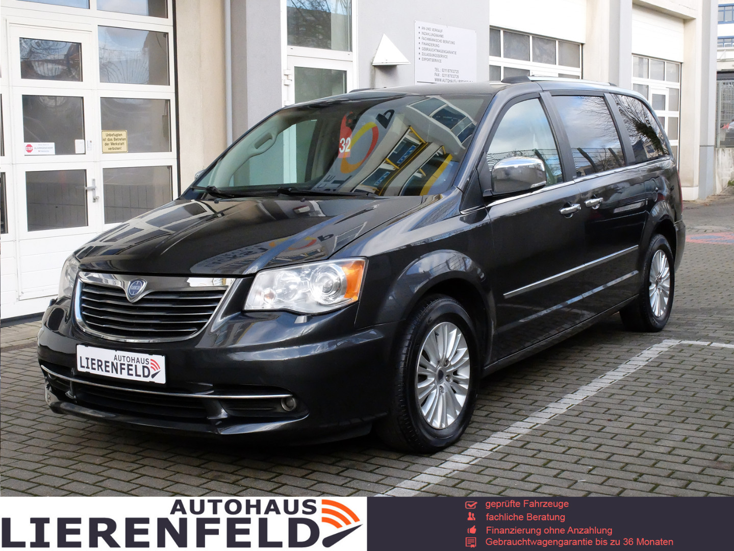 Lancia Voyager Used vehicle for sale